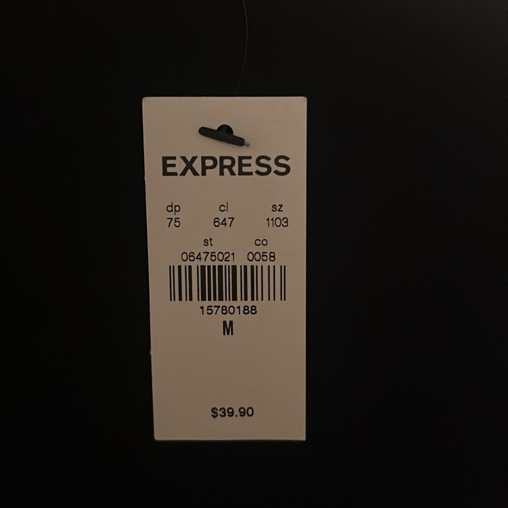 Express Top - Picture 3 of 3